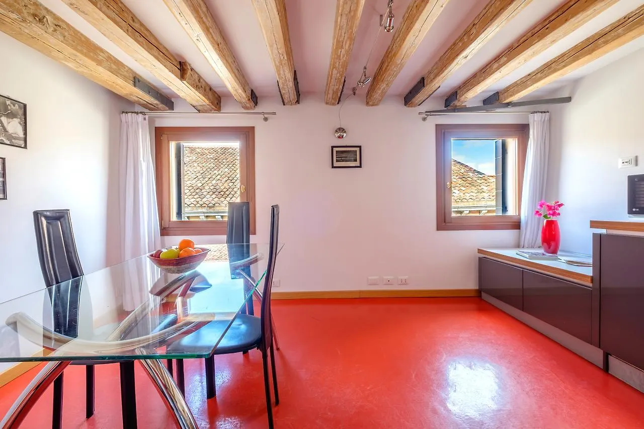 Ferienwohnung The Lion'S House Apt4 Venedig
